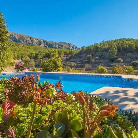 Abahana Villas Olta Mountains Villa *